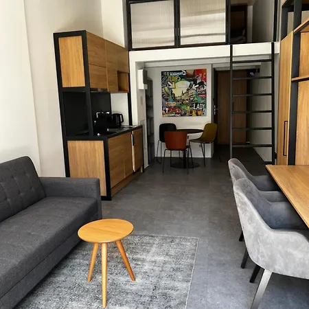 Apartmanhotel In 4*